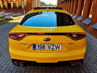 Kia Stinger Sunset Yellow Limited Edition 3.3 V6 BiTurbo 272кВ