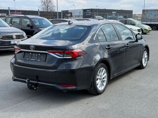 Toyota Corolla Active 1.5 92кВ