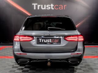 Mercedes-Benz E 220 AMG 2.0 143kW