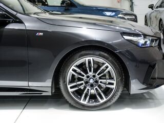 BMW 520 xDrive M-Sportpakett Touring MHEV SHADOWLINE 2.0 145kW