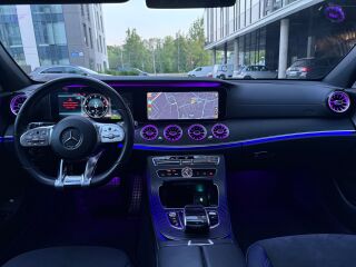 Mercedes-Benz E 300 2.0 225kW