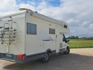 Ford Callenger 2.4 92kW