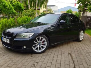 BMW 320 2.0 120kW