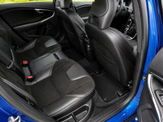 Volvo V40 R-Desing D4 2.0 140кВ