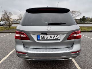 Mercedes-Benz ML 350 3.0 V6 190kW