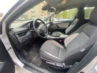 Toyota Avensis Active Plus 1.8 108kW