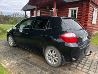 Toyota Auris 1.6 97kW