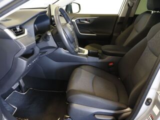 Toyota RAV4 Luxury Comfort Pakett 131kW