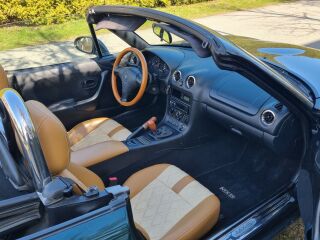 Mazda MX-5 1.6 81кВ