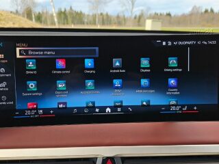 BMW iX xDrive 40 Sportpakett 240kW