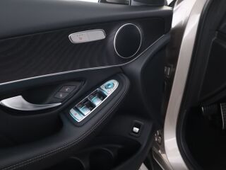 Mercedes-Benz GLC 250 4Matic Coupe AMG 2.0 R4 155kW