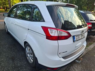 Ford Grand C-Max 1.0 92kW
