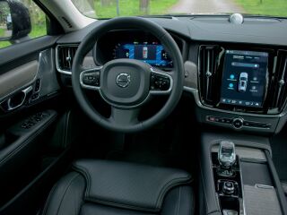 Volvo V90 Cross Country AWD B5 ULTIMATE Xenium FULLOPT 2.0 B5 MHEV KERS Kerghübriid 183kW