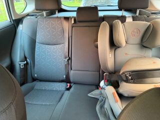 Toyota RAV4 2.5 131кВ