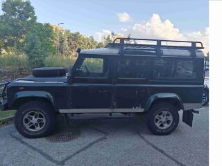 Land Rover Defender 2.5 90kW