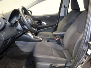 Toyota Yaris Active Plus 1.5 68кВ