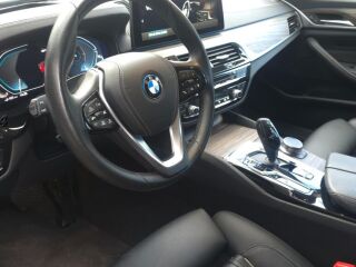 BMW 530 Touring 530e Luxury - xDrive - Hybrid 2.0 R4 215kW