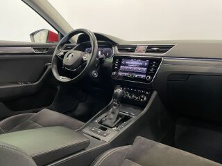 Skoda Superb Combi Elegance 2.0 110kW