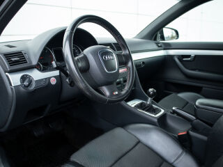 Audi A4 S line 3.0 V6 TDI 171kW