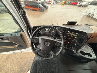 Mercedes-Benz Actros 2551 6x4 375kW