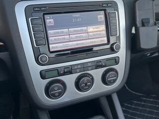 Volkswagen Eos Individual 2.0 103kW