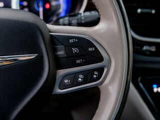 Chrysler Pacifica Limited 3.6 214kW