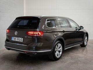 Volkswagen Passat 4Motion Alltrack 2.0 TDi 140kW