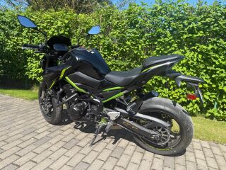 Kawasaki Z 900 R4 92kW