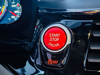 BMW M5 Akrapovič & Bowers & Wilkins 4.4 V8 569кВ