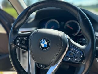 BMW 530 Luxury Line 3.0 195кВ