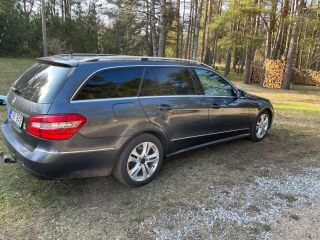Mercedes-Benz E 250 2.1 150kW