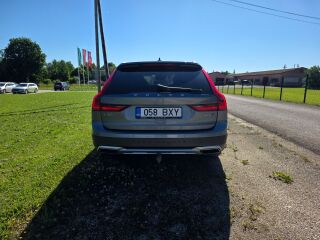 Volvo V90 Cross Country 2.0 173kW