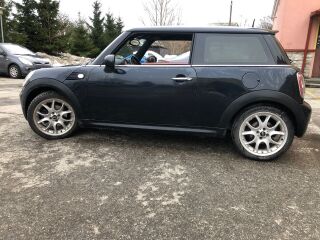 MINI Cooper 1.6 88кВ