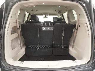 Chrysler Pacifica Touring 3.6 214kW