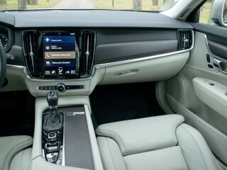 Volvo V90 Cross Country PRO Intelli Safe PRO Xenium Wntr 2.0 T6 AWD 235кВ
