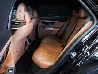 Mercedes-Benz E 300 e Avantgarde 2.0 150kW