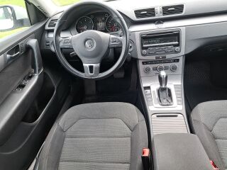 Volkswagen Passat 1.6 77kW