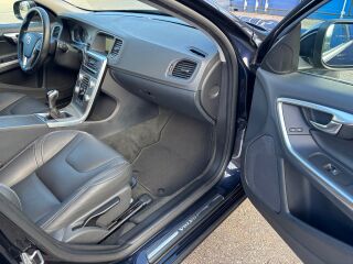Volvo V60 SUMMUM 2.0 D4 140kW