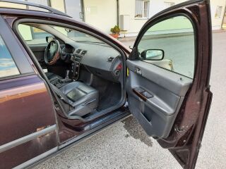 Volvo V50 2.4 103kW