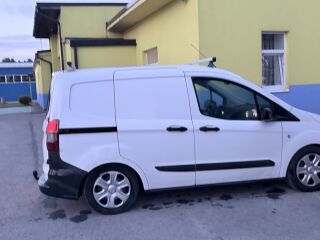Ford Transit Courier 1.5 UGCB 55kW