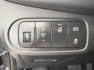 Kia Carens 1.7 100kW