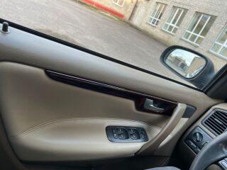 Volvo V70 Long 2.4 147кВ