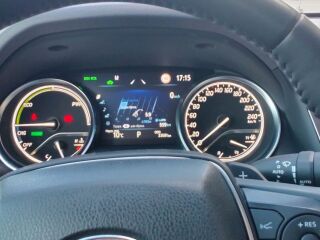 Toyota Camry 2.5 131kW