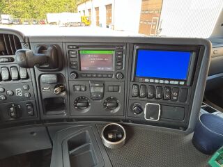 Scania P450 6x2*4 EURO6 + RETARDER + TWO FLOORS 331kW