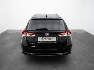 Toyota Auris 1.6 97кВ