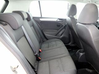 Volkswagen Golf Comfortline 1.6 75kW