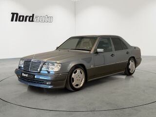 Mercedes-Benz E 420 AMG 4.2 205 kW