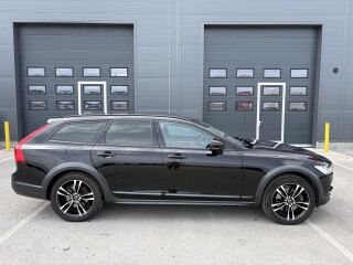 Volvo V90 Cross Country D4  AWD 2.0 140кВ
