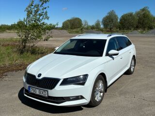 Skoda Superb Combi Elegance 1.8 132kW