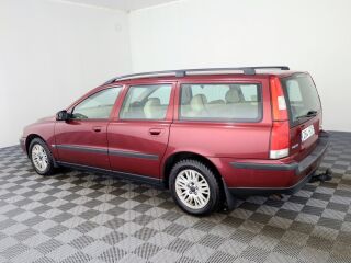Volvo V70 Summum 2.4 D5 120kW